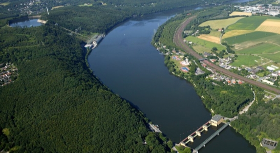 Z:\Projekte_temp\Hagen Seepark Hengsteysee\Recherche - Info\IGA 2027\Bilder_Präsentation\hengsteysee1_g.jpg